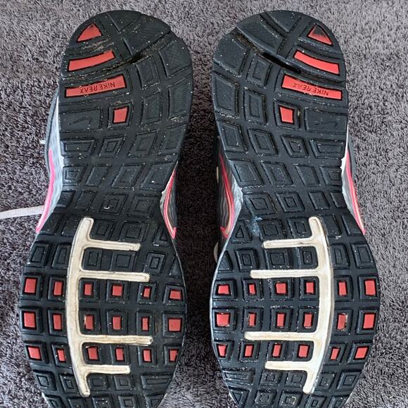 Women’s Nike Reax running shoes in size 8.5 - Picture 7 of 7
